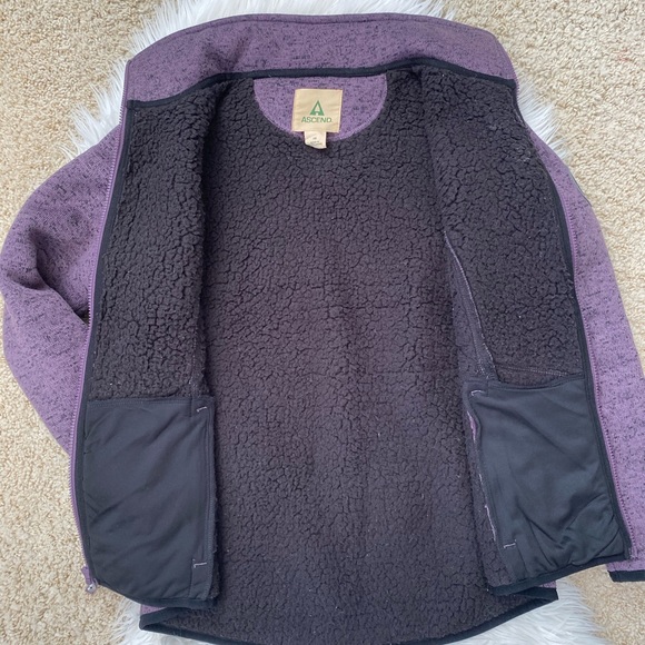 {Ascend} Purple Fleece Full-Zip Jacket - Women's - Picture 6 of 6